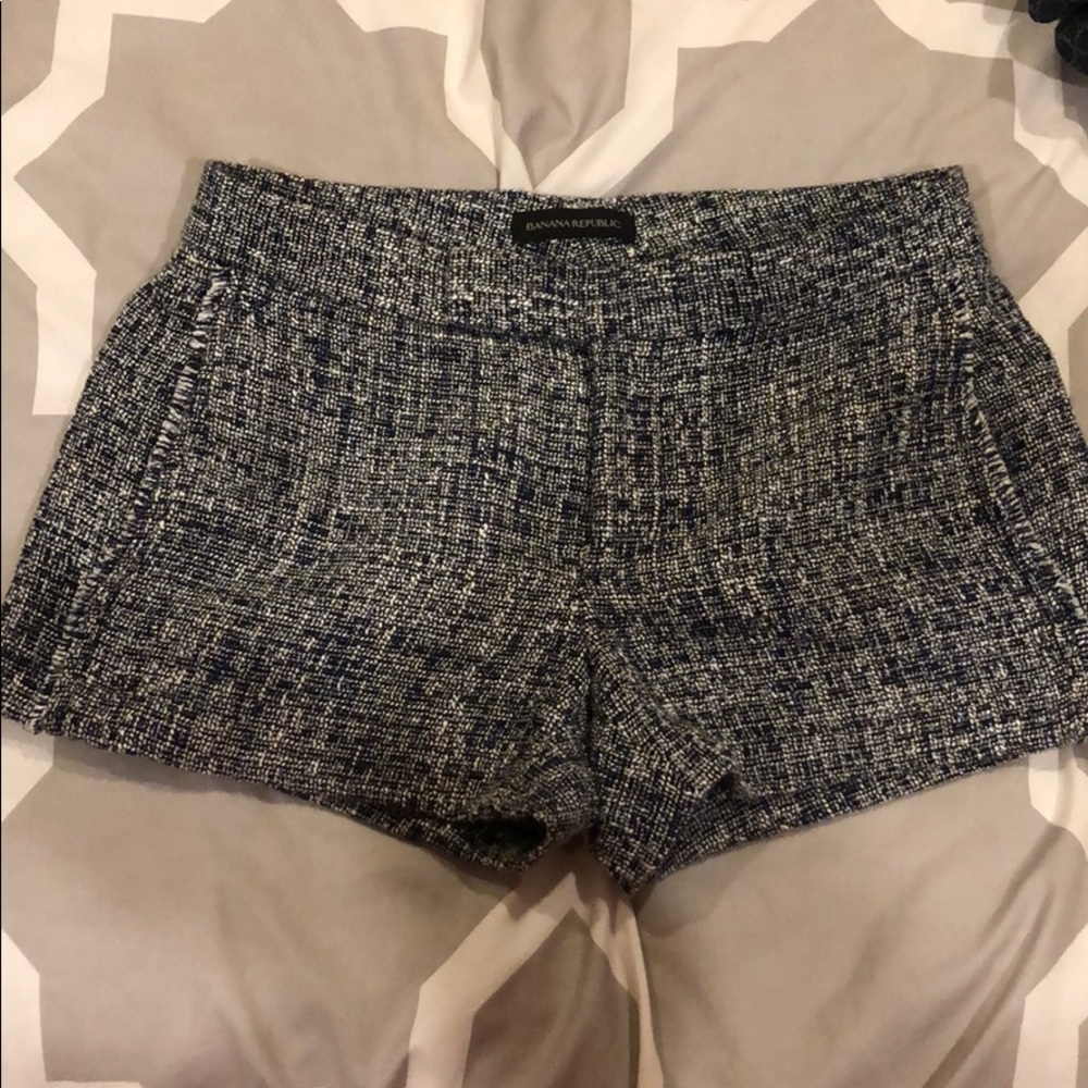Tweed navy & white shorts